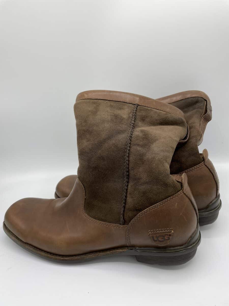 Ugg boot -size 10
